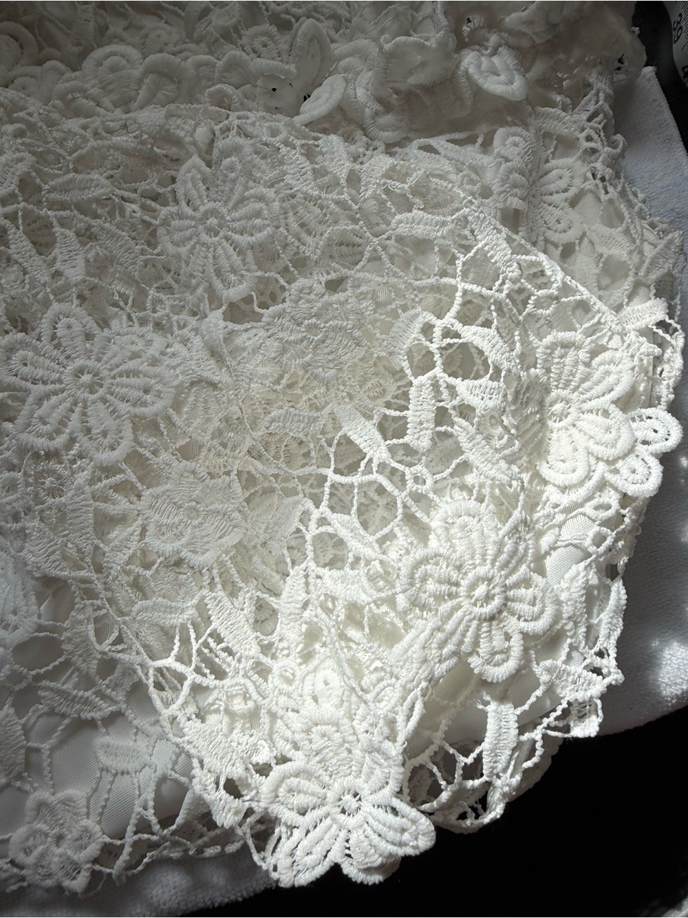 Auxo Collection White Floral Lace Off Shoulder Dress Size S Bell Sleeve - Picture 10 of 13